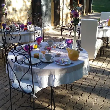 Chambres D'hotes Du Clos De La Dame Bed and Breakfast Saint-Genies